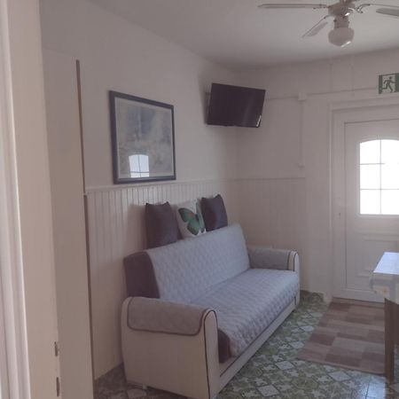Apartmani Alen Dinjiska Экстерьер фото